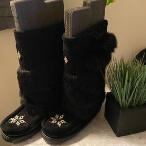 Manitobah Mukluks
